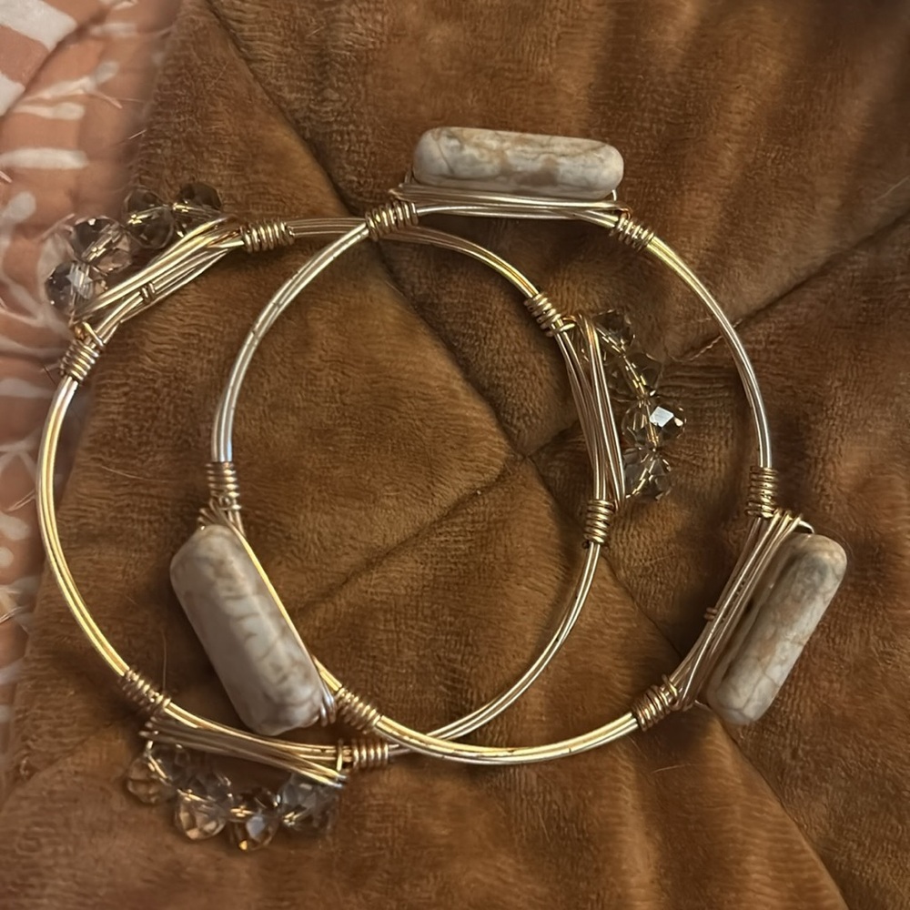 Wire bracelets - Picture 2 of 2